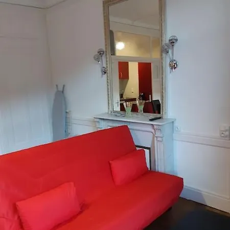 Le Sarciron 82 Apartment